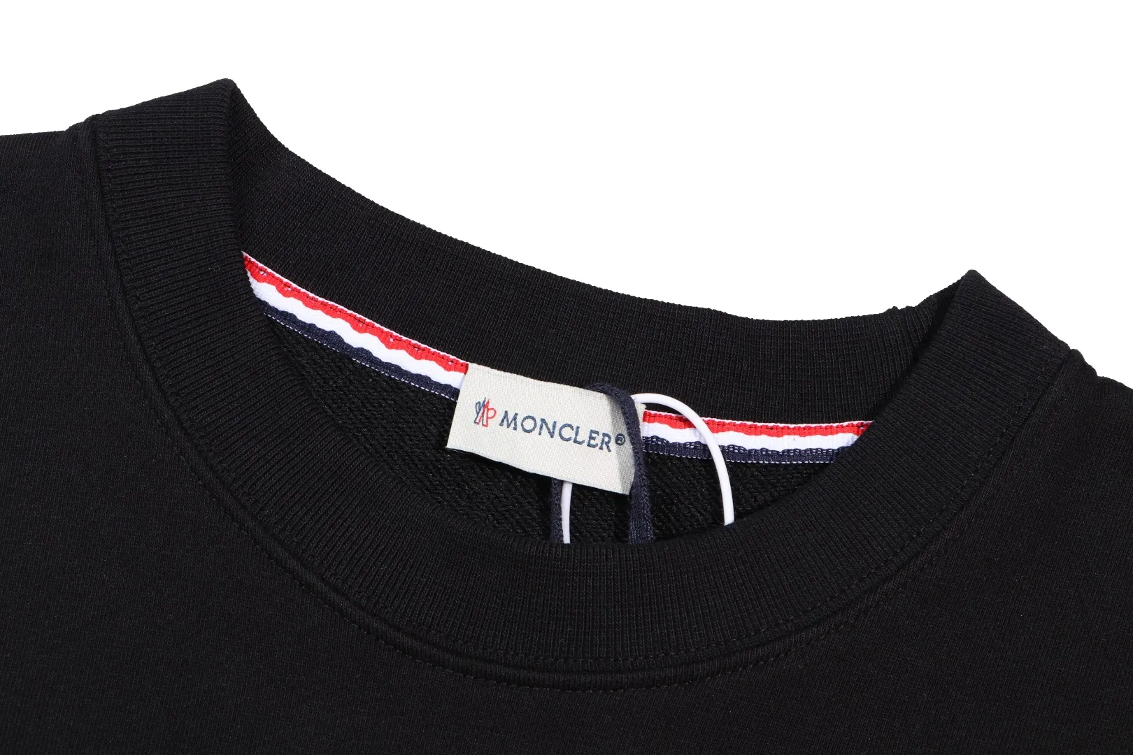 Hot Sale 🔥 💫—Moncler 😎 ！ 440 ， 🙌🏻 Breathable， Versatile ！✔ ❗ ❗ ：Black White Sizes：S～2XL